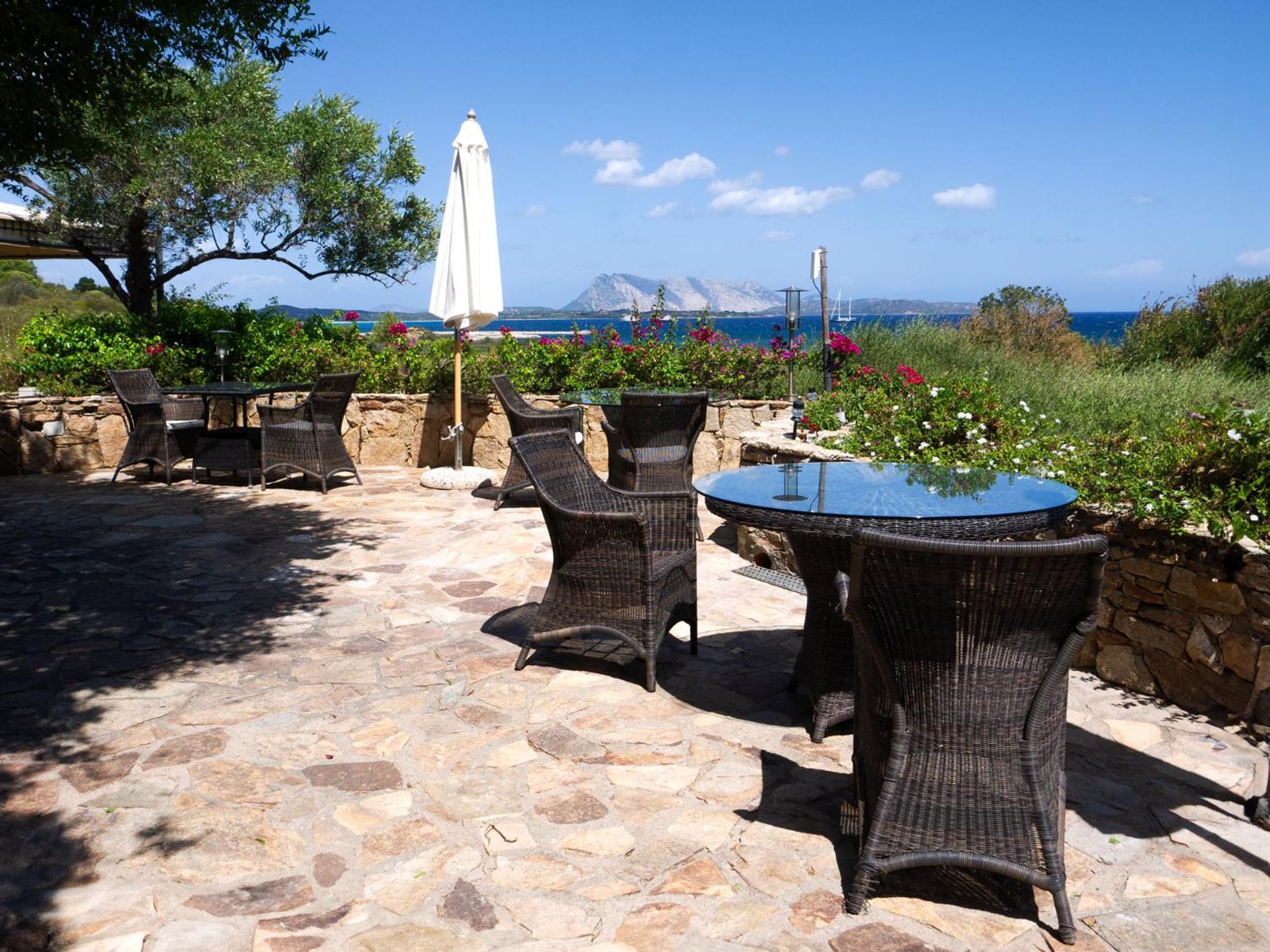 Villa Minda Lodge & View San Teodoro  Extérieur photo