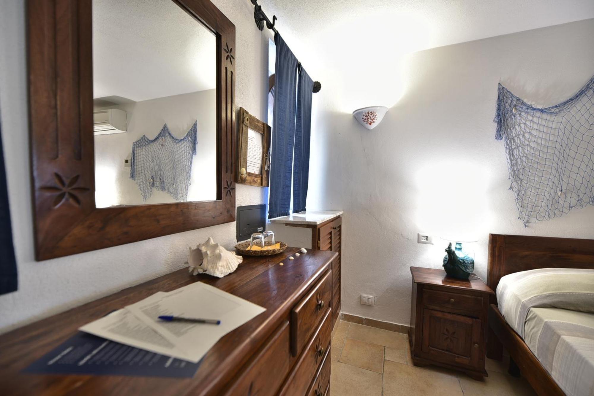 Villa Minda Lodge & View San Teodoro  Extérieur photo